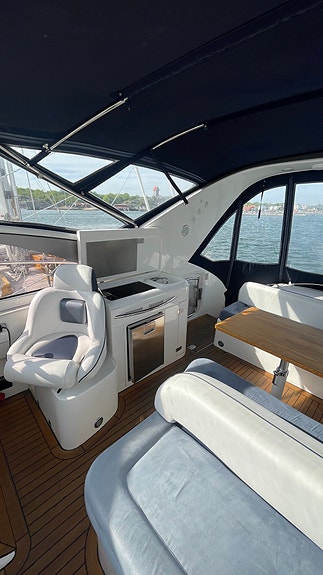 Höstklipp! Välutrustad Fairline Targa 40, endast 700 gångtimmar och båtkärra. 3 of 16