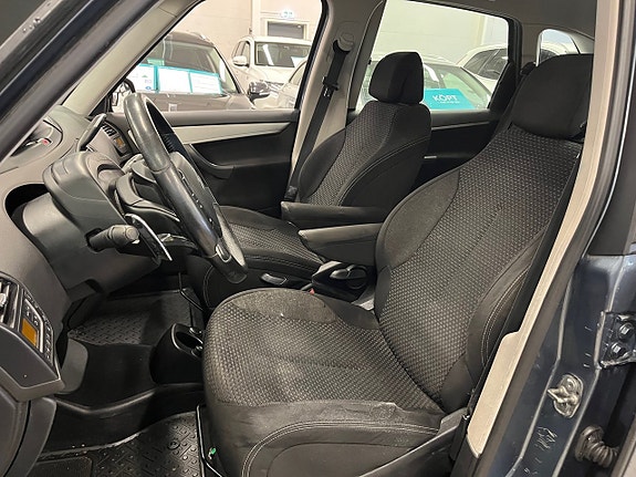Citroen C4 Picasso 7 of 17