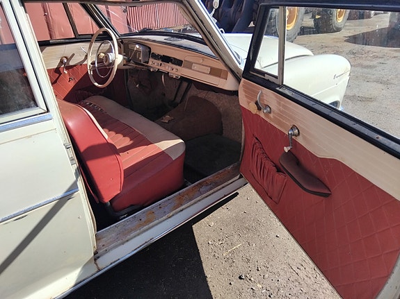 Borgward Isabella 4 of 10