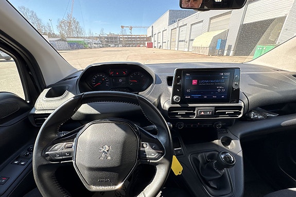 Peugeot Partner 7 of 8