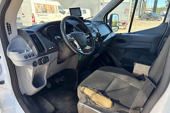 Ford Transit 5 of 5
