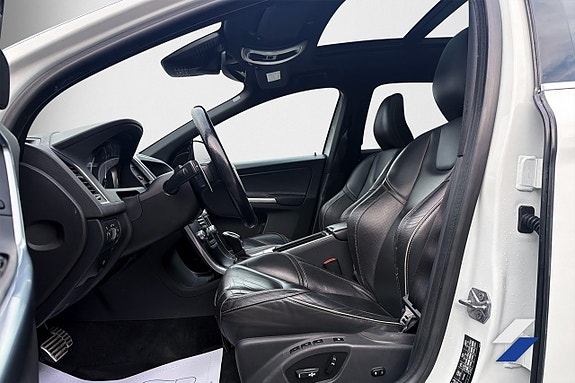 Volvo XC60 5 of 5