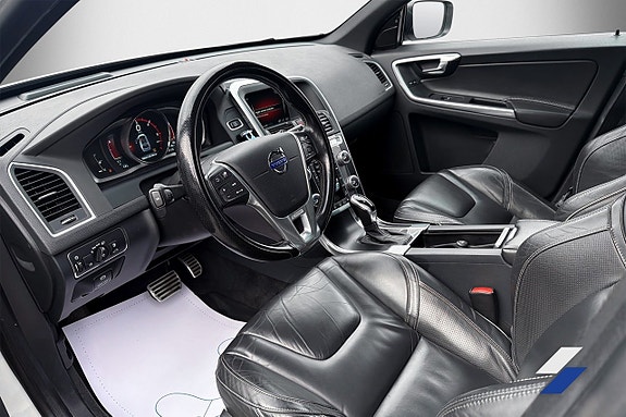 Volvo XC60 4 of 5
