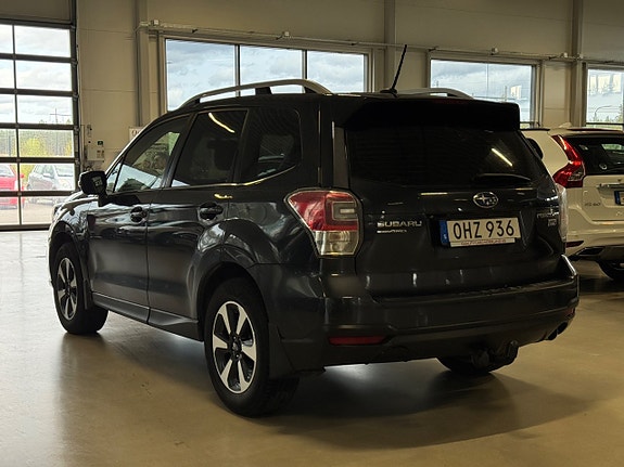 Subaru Forester 4 of 5