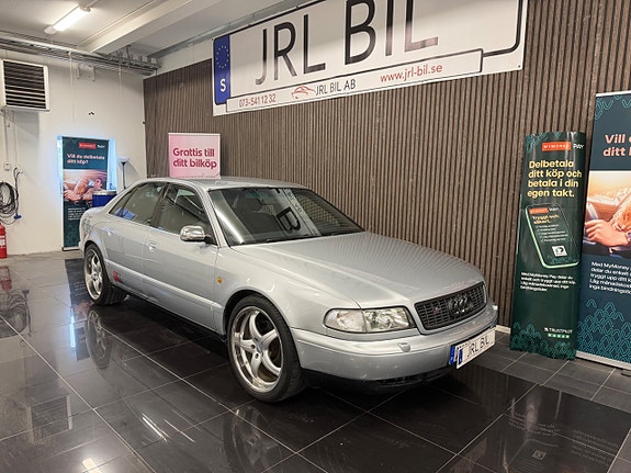 Audi S8 3 of 19