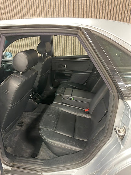 Audi S8 19 of 19