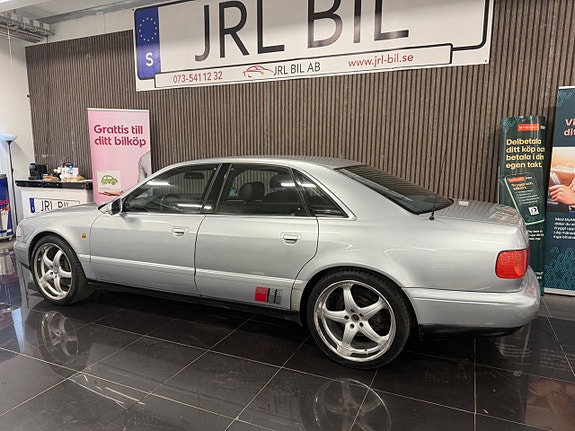 Audi S8 16 of 19