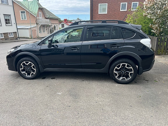Subaru XV 2 of 5