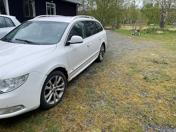 Skoda Superb 4 of 5