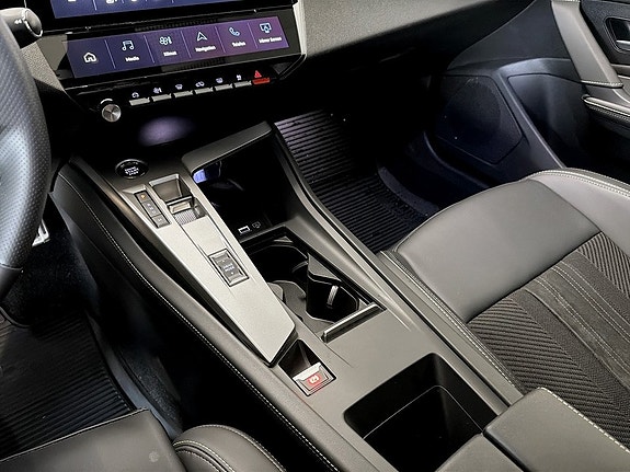 Peugeot 408 11 of 17