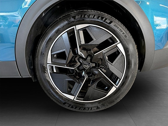 Peugeot 408 17 of 17