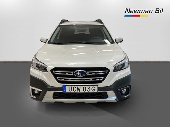 Subaru Outback 3 of 5