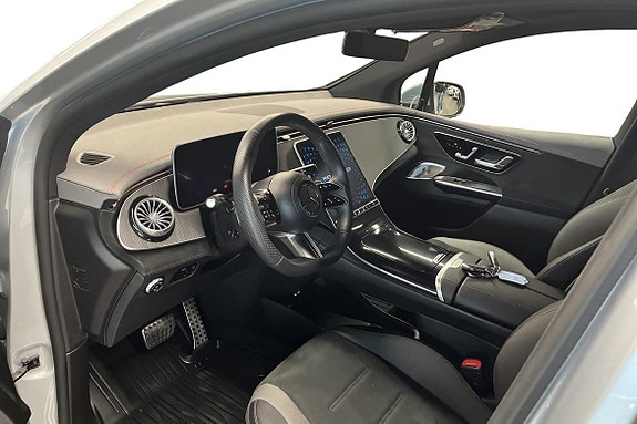 Mercedes-Benz EQE SUV 9 of 19