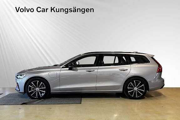 Volvo V60 4 of 26