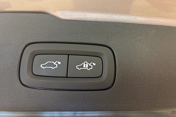 Volvo V60 13 of 26