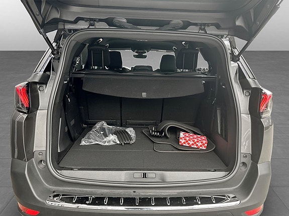 Peugeot 5008 17 of 18