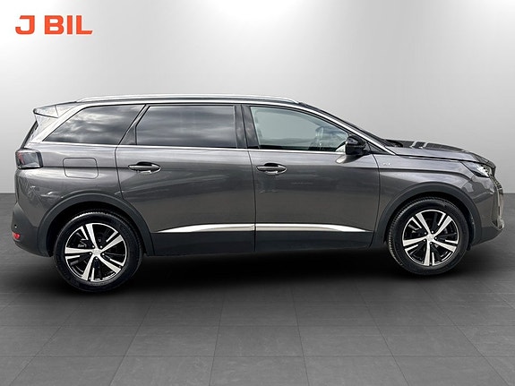 Peugeot 5008 4 of 5