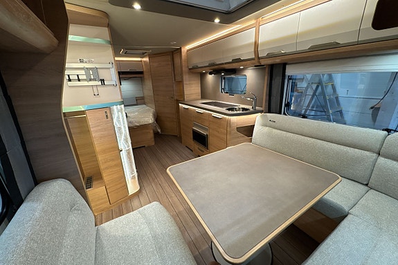 Knaus SÜDWIND BLACK SELECTION 580 UF 9 of 16