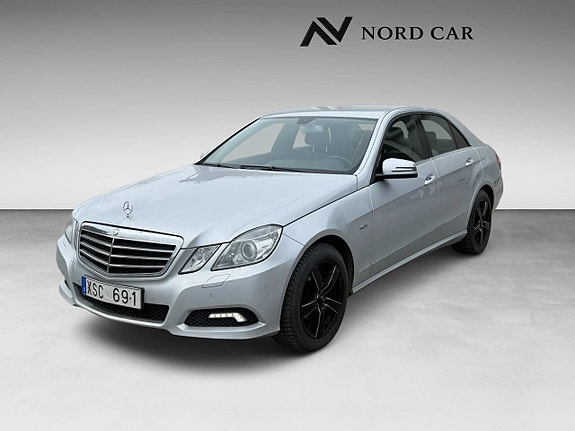 Mercedes-Benz E200