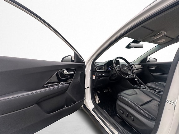 Kia Niro 10 of 30