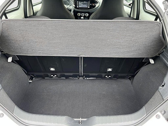 Toyota Aygo X 11 of 14