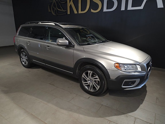 Volvo XC70 4 of 5