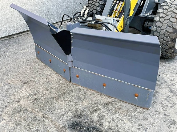 Kramer 5040 Low Cab 5 of 5