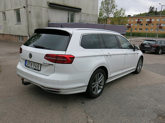 Volkswagen Passat 3 of 5