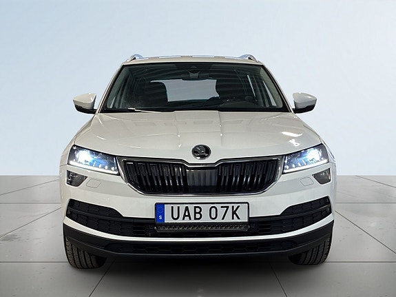 Skoda Karoq 2 of 5