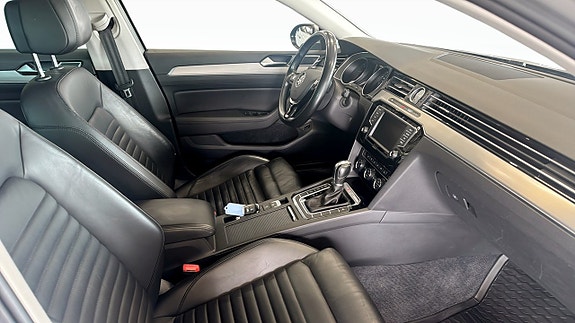 Volkswagen Passat 3 of 5