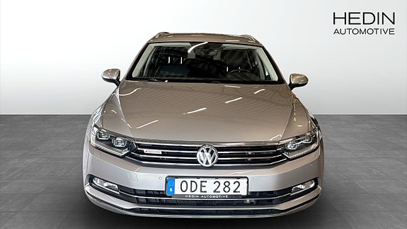 Volkswagen Passat 8 of 9