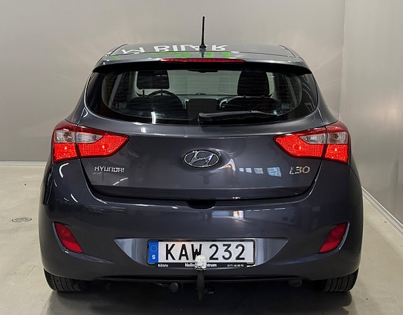 Hyundai i30 8 of 19