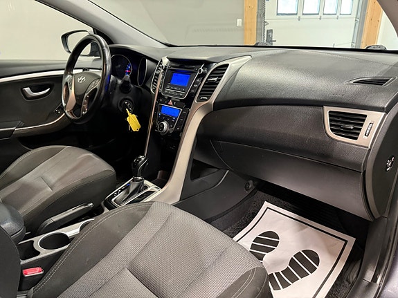 Hyundai i30 12 of 19