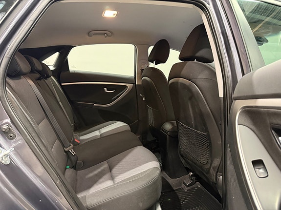 Hyundai i30 15 of 19
