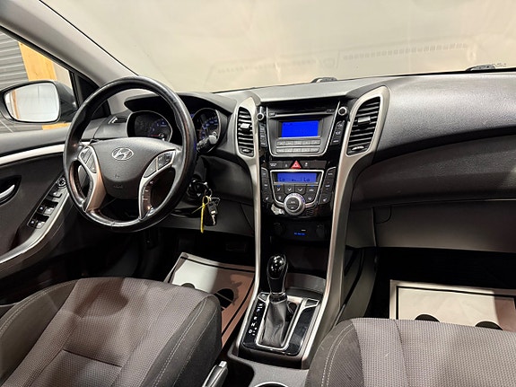 Hyundai i30 14 of 19