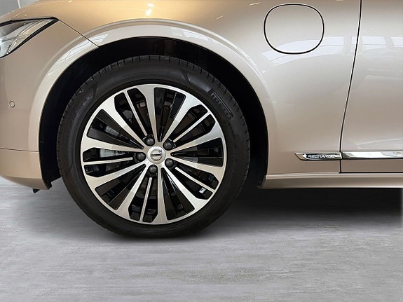 Volvo V90 8 of 18