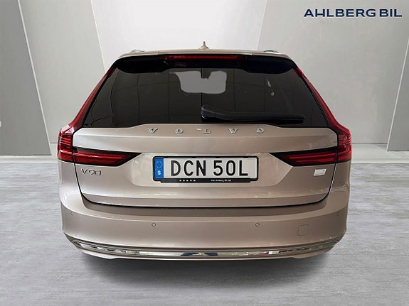 Volvo V90 7 of 18