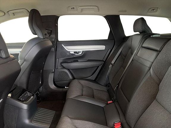 Volvo V90 11 of 18