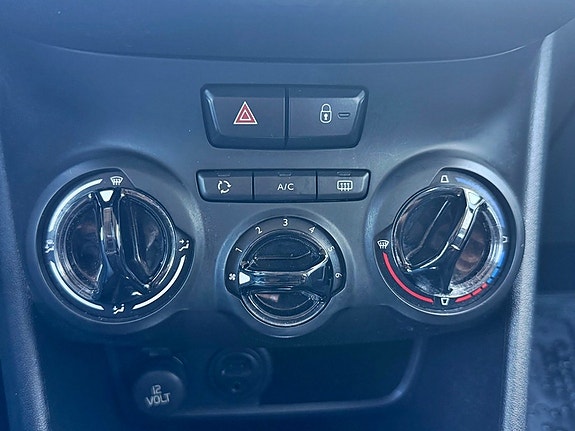 Peugeot 2008 17 of 21