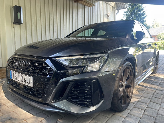 Audi RS3 3 of 5