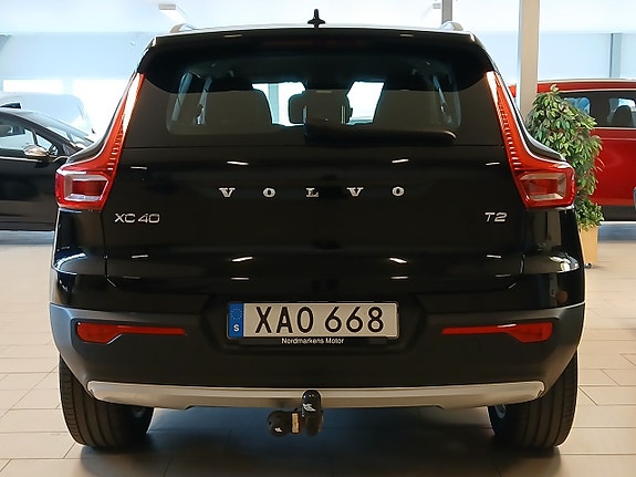 Volvo XC40 5 of 5