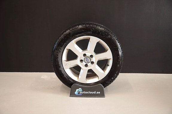 Volvo XC70 14 of 16