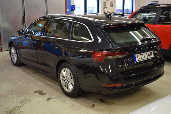 Skoda Octavia 4 of 5