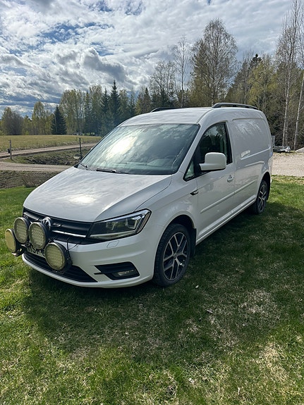 Volkswagen Caddy Maxi 2 of 5
