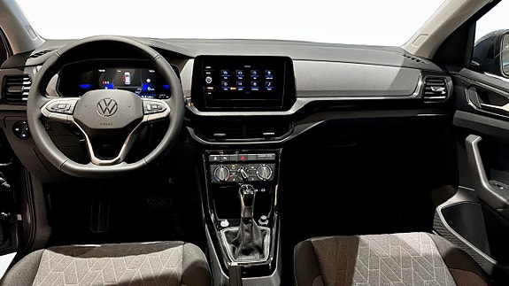 Volkswagen T-Cross 10 of 12