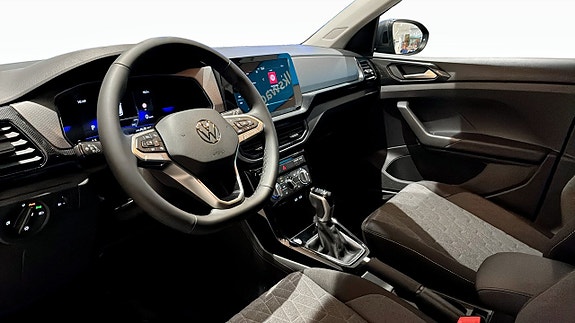 Volkswagen T-Cross 7 of 12