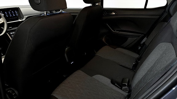 Volkswagen T-Cross 11 of 12