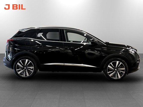 Peugeot 3008 3 of 5