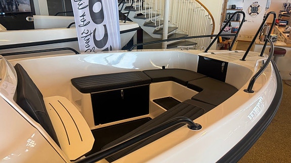 Micore 61 SC R-DESIGN / Mercury F150 L -26 NY ! 5 of 5