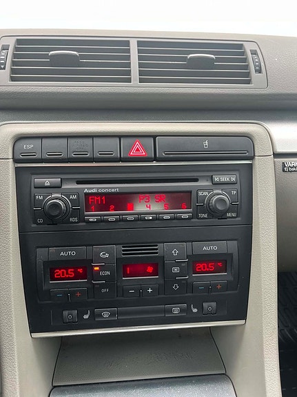 Audi A4 9 of 20